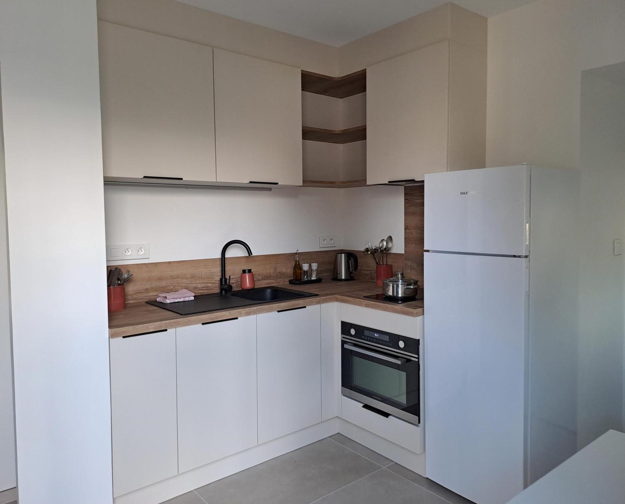 Gite Cosy Et Tout Equipe "Une Cabane En Luberon" 44 M2 Avec Jardin Pertuis Zewnętrze zdjęcie