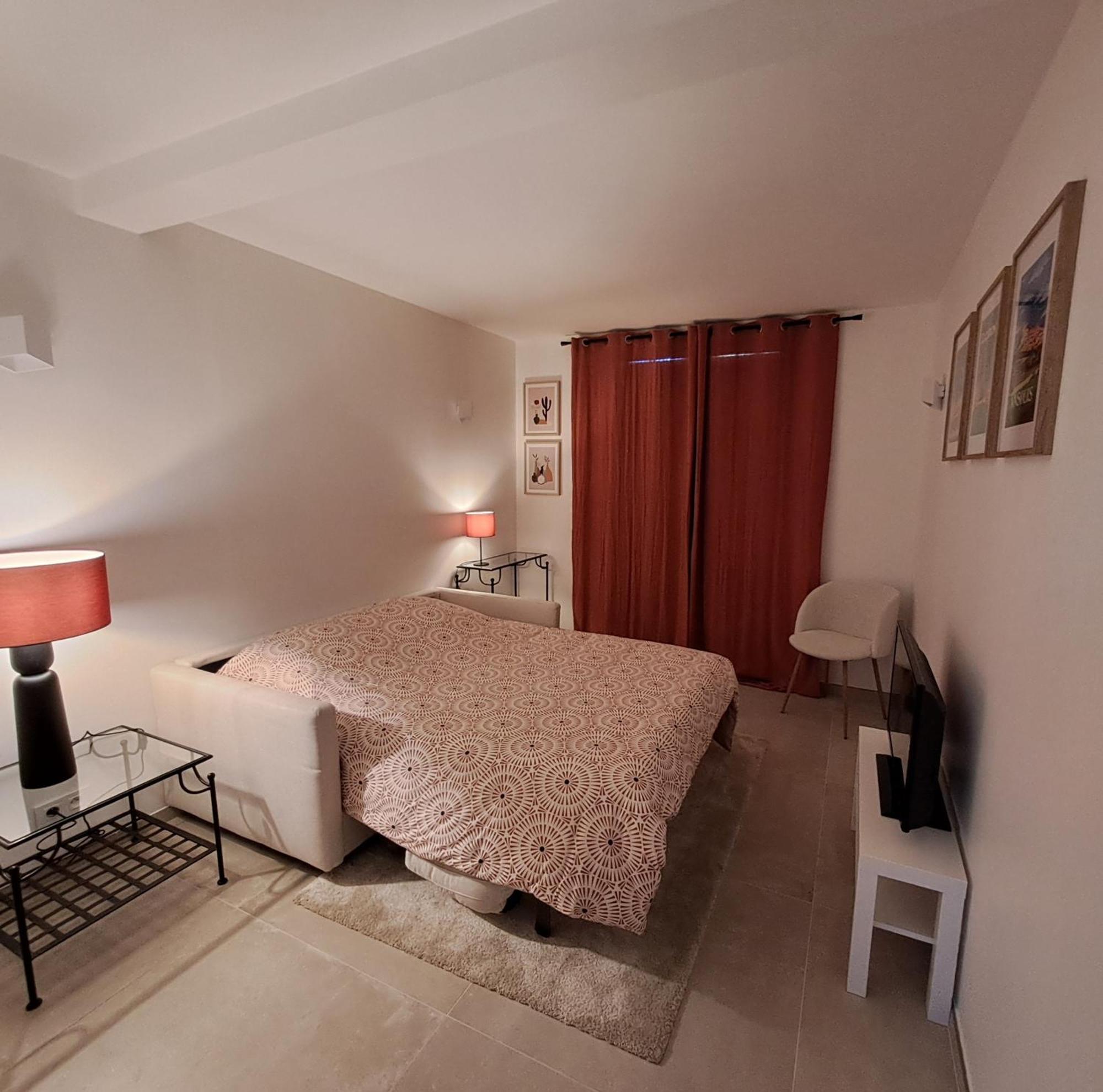 Gite Cosy Et Tout Equipe "Une Cabane En Luberon" 44 M2 Avec Jardin Pertuis Zewnętrze zdjęcie
