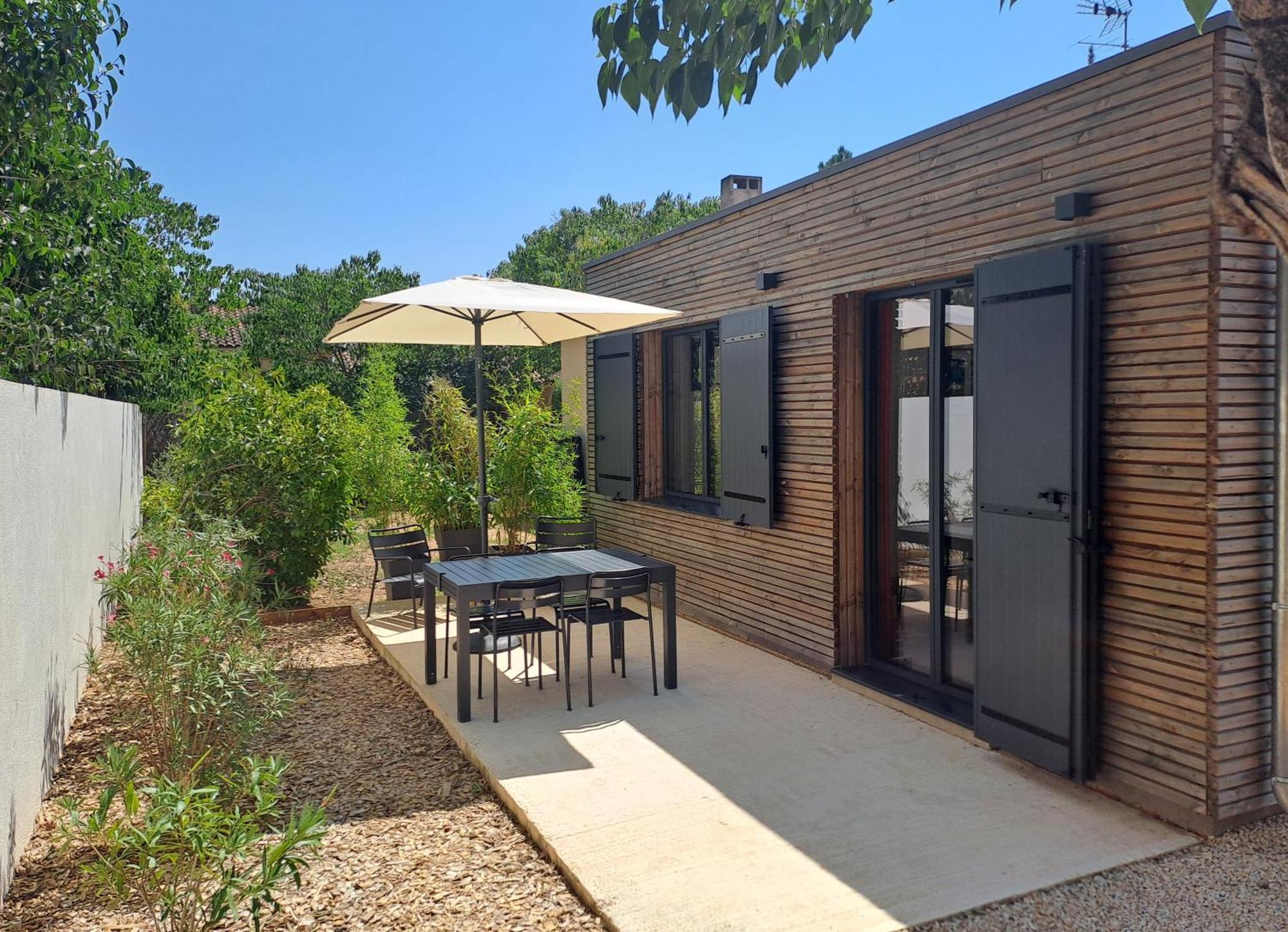 Gite Cosy Et Tout Equipe "Une Cabane En Luberon" 44 M2 Avec Jardin Pertuis Zewnętrze zdjęcie